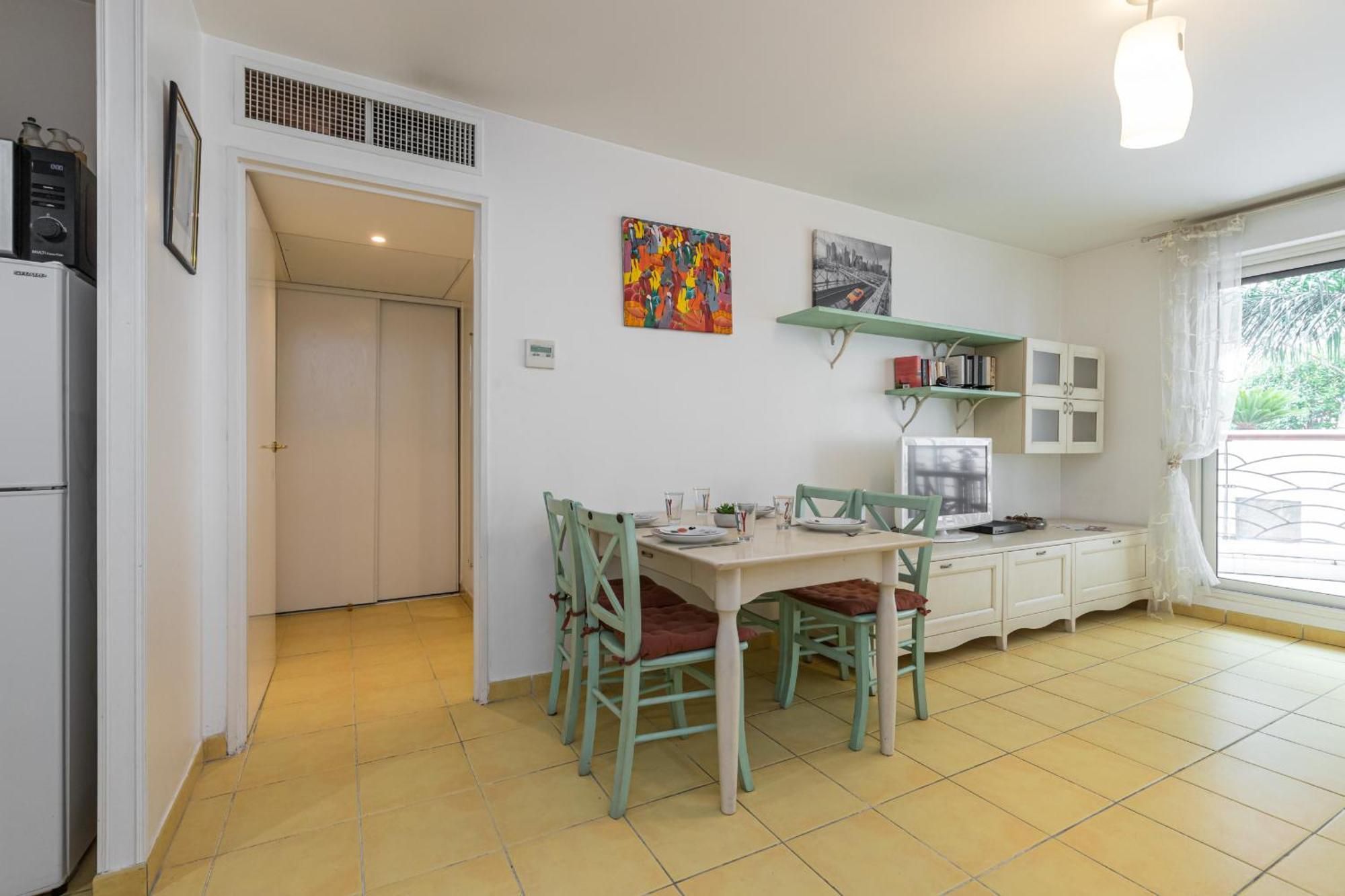 Nice 1 Bedroom Downtown Carre D'Or With Garage Exterior foto